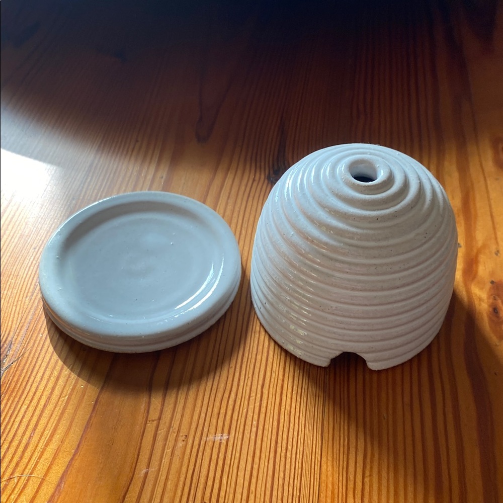 Farmhouse Pottery Beehive Incense Burner